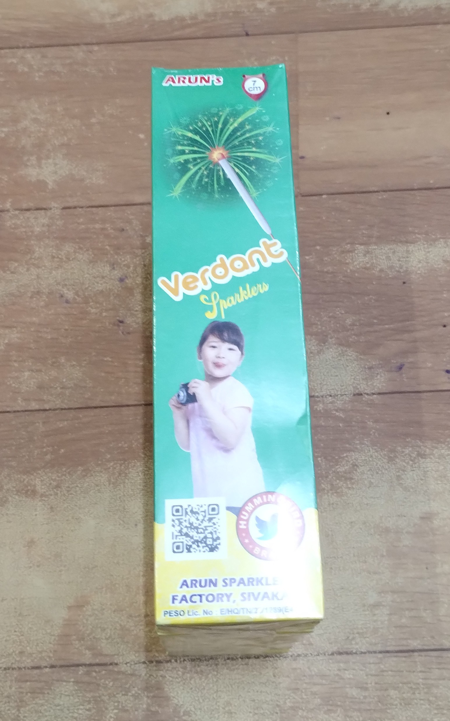 CL crackers SPARKLERS